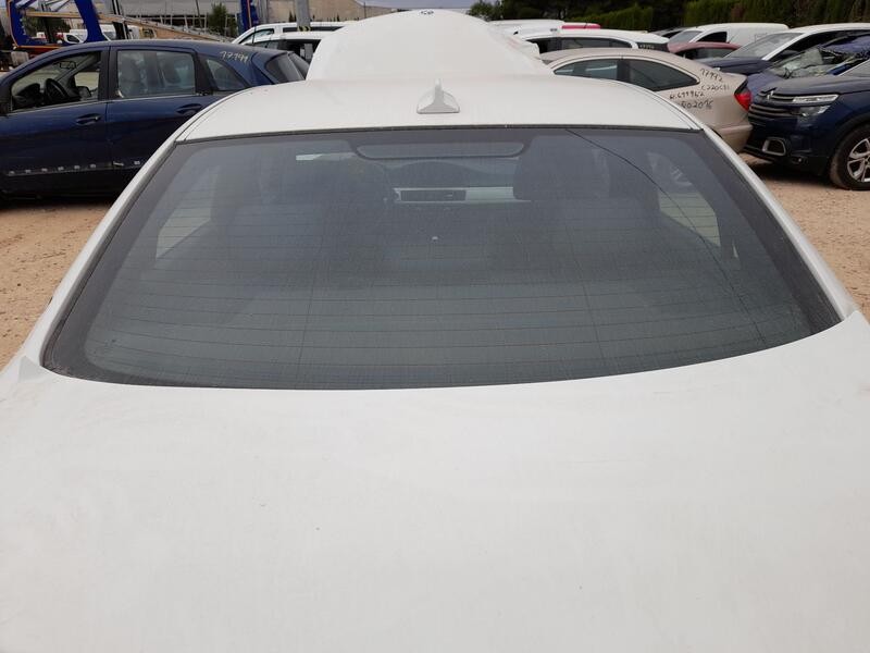 Recambio de luna trasera para bmw 3 (e90) 325 i referencia OEM IAM 51317138639  
