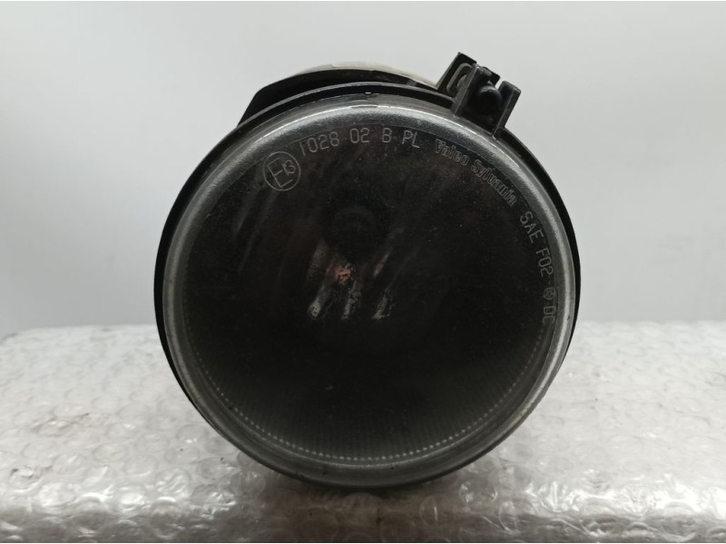 Recambio de faro antiniebla derecho para chrysler 300 c 3.0 crd referencia OEM IAM 04805859AA  VALEO
