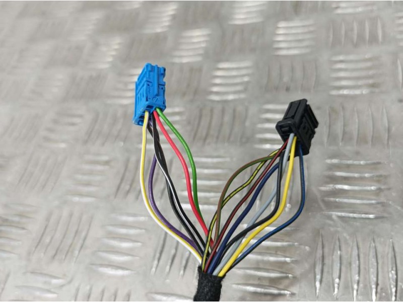 Recambio de retrovisor derecho para bmw serie x1 (u11) sdrive 1.8i referencia OEM IAM 212876612  ELECTRICO 8 Y 6 CABLES