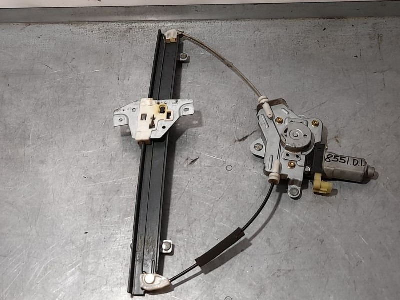 Recambio de elevalunas delantero izquierdo para kia picanto 1.0 lx referencia OEM IAM 8240307010  ELECTRICO 2 PINES