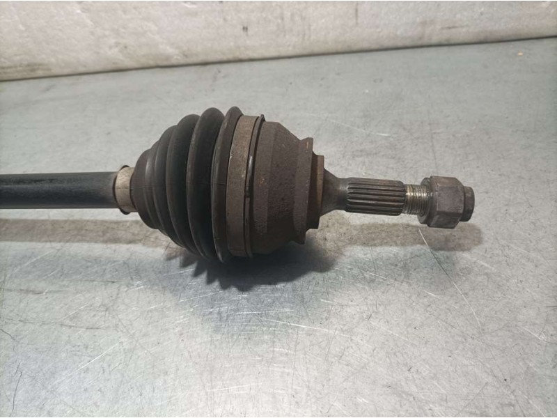 Recambio de transmision delantera derecha para citroën c4 cactus live referencia OEM IAM 9801048680  