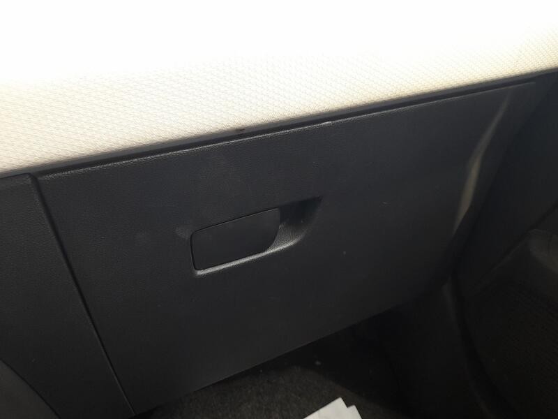 Recambio de guantera para renault clio v (b7_) tce 90 (b7mt) referencia OEM IAM 682529126R  