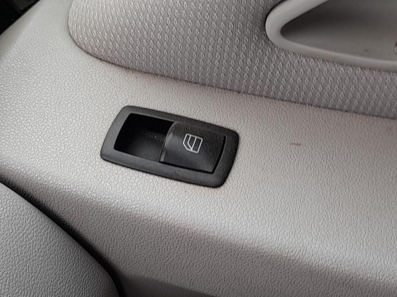 Recambio de mando elevalunas delantero derecho para mercedes-benz clase b sports tourer (w245) b 180 cdi (245.207) referencia OE