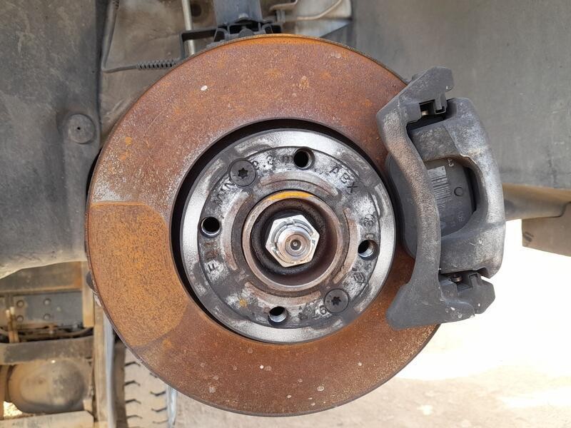 Recambio de mangueta delantera derecha para renault clio v (b7_) tce 90 (b7mt) referencia OEM IAM 400142942R  