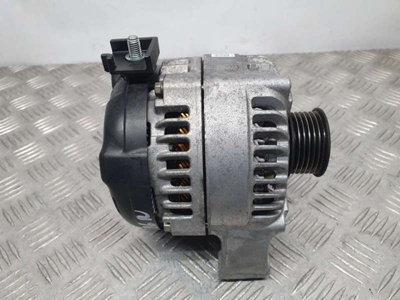 Recambio de alternador para bmw serie 3 lim. (f30) 318d referencia OEM IAM 764013104 1042118182 DENSO