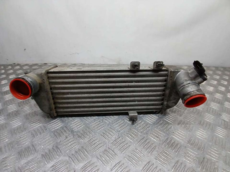 Recambio de intercooler para hyundai i30 comfort referencia OEM IAM 282712A610 6714315 MODINE