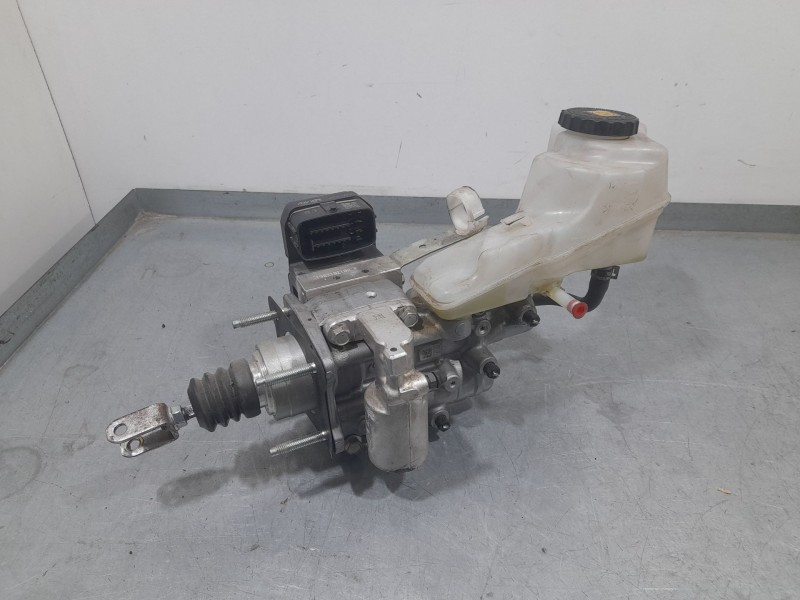 Recambio de bomba freno para toyota corolla (e21) hybrid active referencia OEM IAM 472101231 1902102108R 