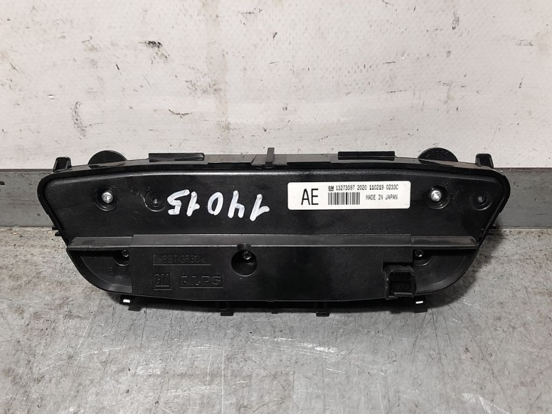 Recambio de mando climatizador para opel insignia berlina cosmo referencia OEM IAM GM13273097  