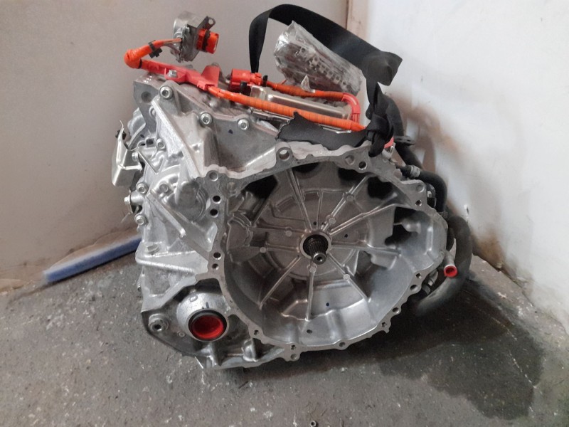 Recambio de caja cambios para toyota corolla (e21) hybrid active referencia OEM IAM 3090002050  AUTOMATICA