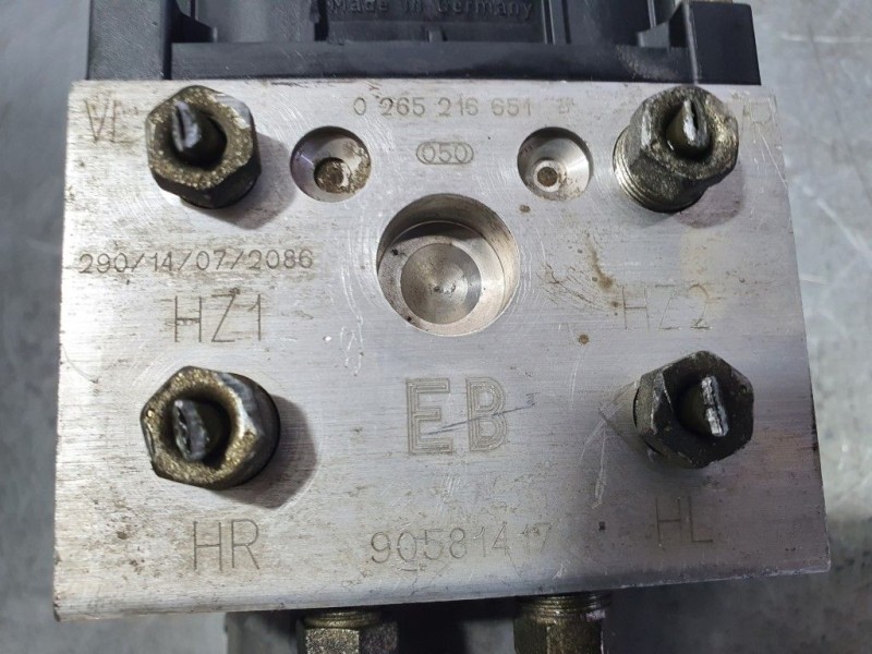 Recambio de abs para opel astra g berlina comfort referencia OEM IAM 90581417 0265216651 BOSCH