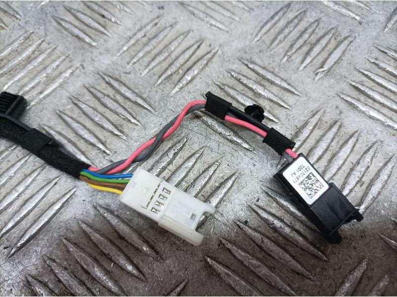 Recambio de amortiguadores maletero / porton para bmw serie x1 (u11) sdrive 1.8i referencia OEM IAM 5124945047507  ELECTRICO DER
