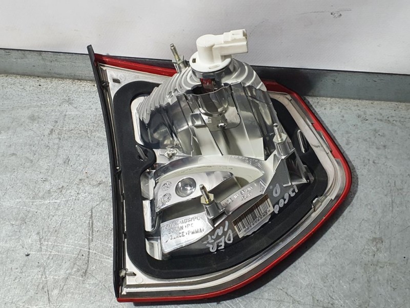 Recambio de piloto trasero derecho para citroën c4 picasso exclusive referencia OEM IAM 9653547677  INTERIOR