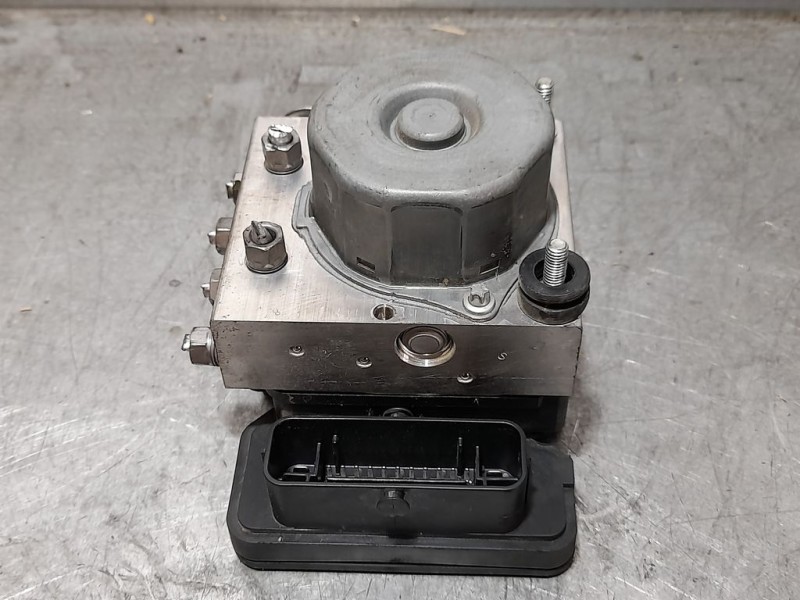 Recambio de abs para dacia sandero stepway referencia OEM IAM 476600188R  