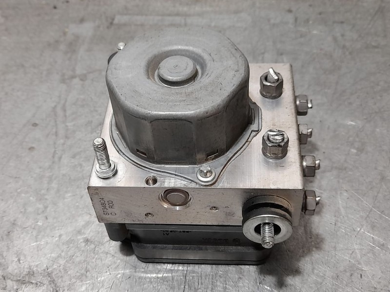 Recambio de abs para dacia sandero stepway referencia OEM IAM 476600188R  