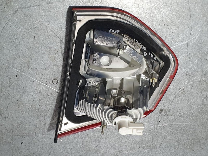 Recambio de piloto trasero izquierdo para citroën c4 picasso exclusive referencia OEM IAM 9653547777  INTERIOR