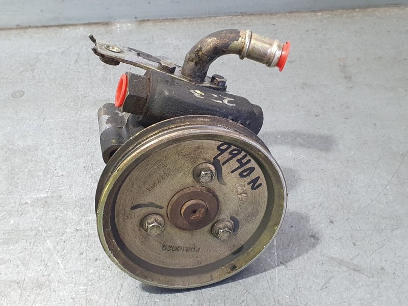 Recambio de bomba direccion para mg serie 200 (rf) 214 si (5-ptas.) referencia OEM IAM QVB100690  