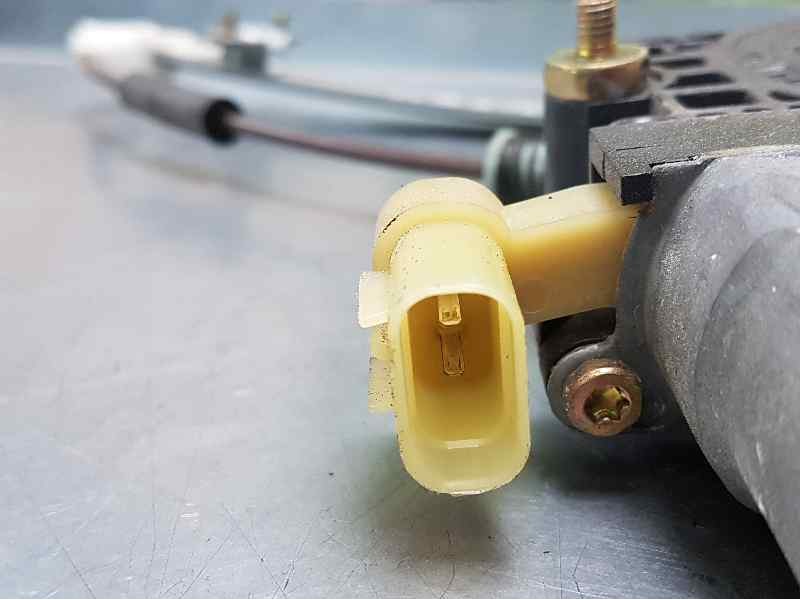Recambio de elevalunas delantero derecho para hyundai accent (mc) gl referencia OEM IAM  2 PINS ELECTRICO