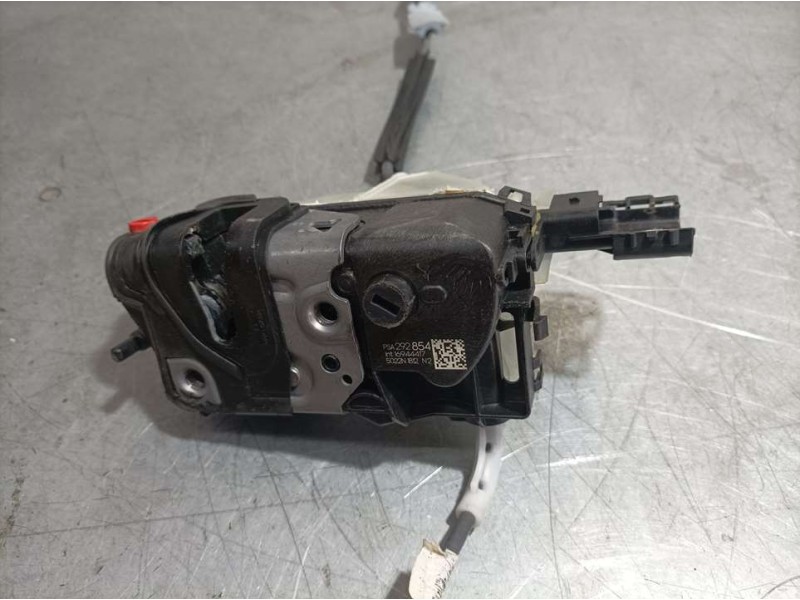 Recambio de cerradura puerta trasera izquierda para opel corsa f edition referencia OEM IAM 292854 16944417 ELECTRICA