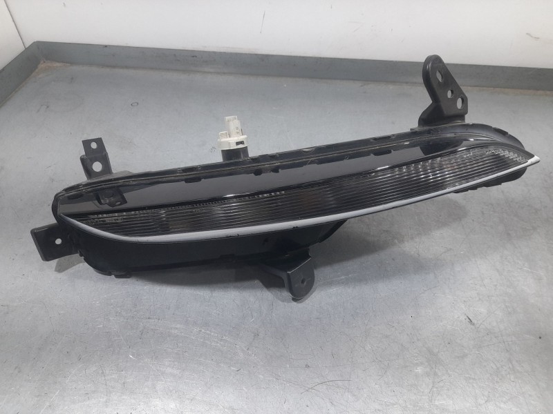 Recambio de piloto delantero izquierdo para renault megane iv sport tourer (k9a/m/n_) 1.5 blue dci 115 (k9a6) referencia OEM IAM