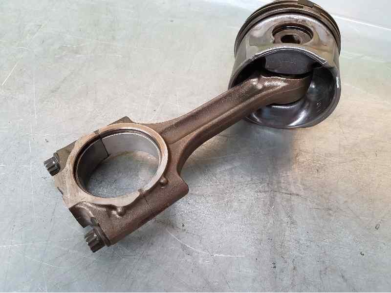 Recambio de biela para volvo xc90 d5 executive (7 asientos) (136kw) referencia OEM IAM   C/ PISTON