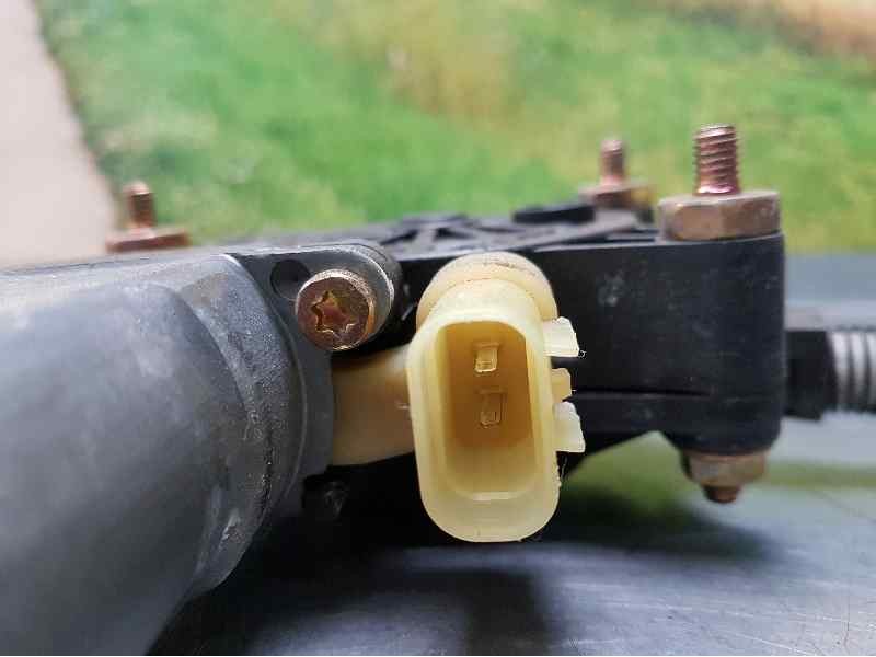 Recambio de elevalunas trasero derecho para hyundai accent (mc) gl referencia OEM IAM  2 PINS ELECTRICO