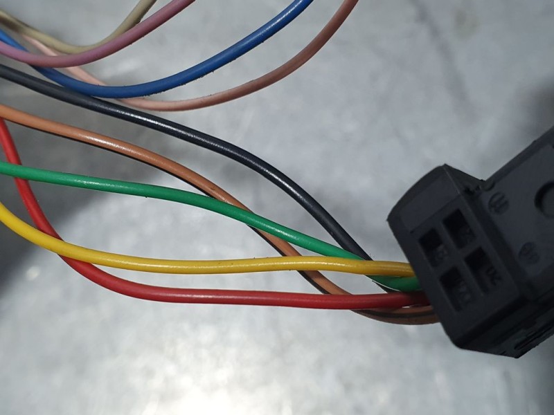 Recambio de retrovisor izquierdo para citroën c4 picasso exclusive referencia OEM IAM 8153H0  ELÉCTRICO/TOCADO 5 Y 6 CABLES