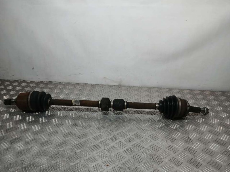 Recambio de transmision delantera derecha para hyundai i30 comfort referencia OEM IAM 495002L210  