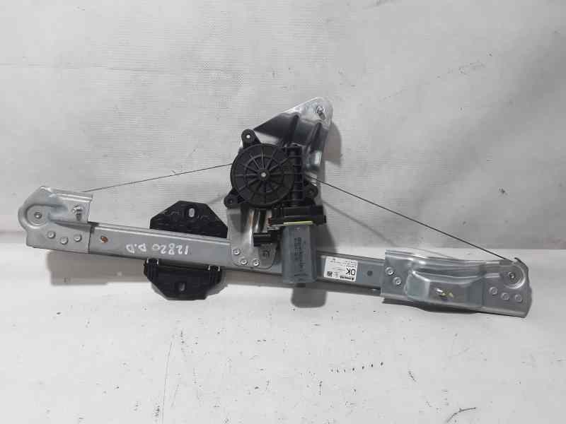 Recambio de elevalunas delantero derecho para dacia sandero stepway referencia OEM IAM 807209299  ELECTRICO 2 PINS