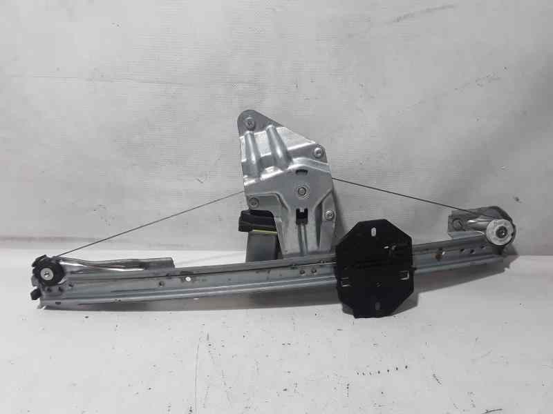 Recambio de elevalunas delantero derecho para dacia sandero stepway referencia OEM IAM 807209299  ELECTRICO 2 PINS