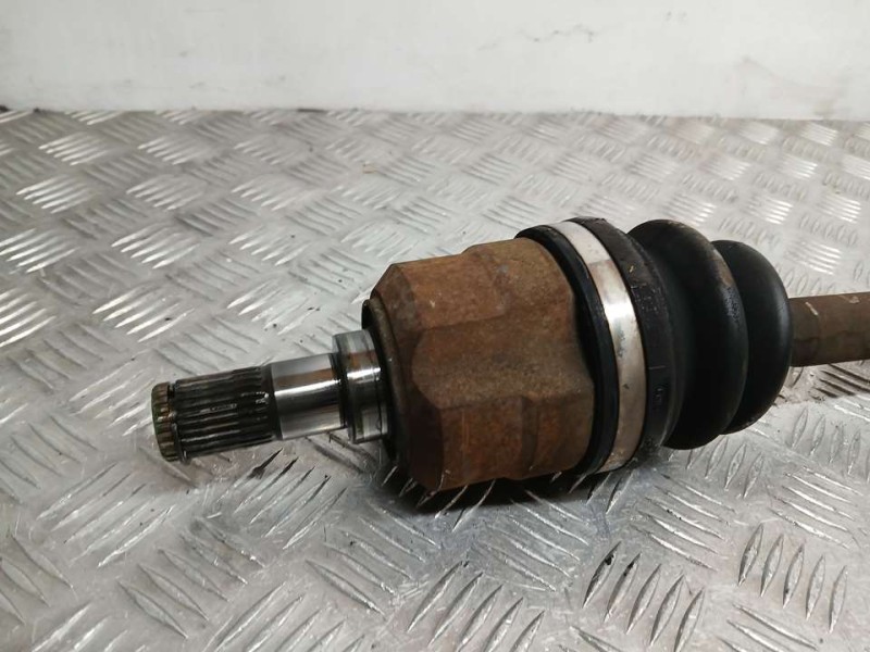 Recambio de transmision delantera derecha para hyundai i30 comfort referencia OEM IAM 495002L210  