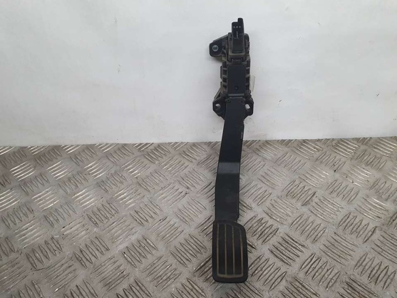 Recambio de potenciometro pedal para peugeot 2008 (p1) allure referencia OEM IAM 9827704480 6PV01352401 
