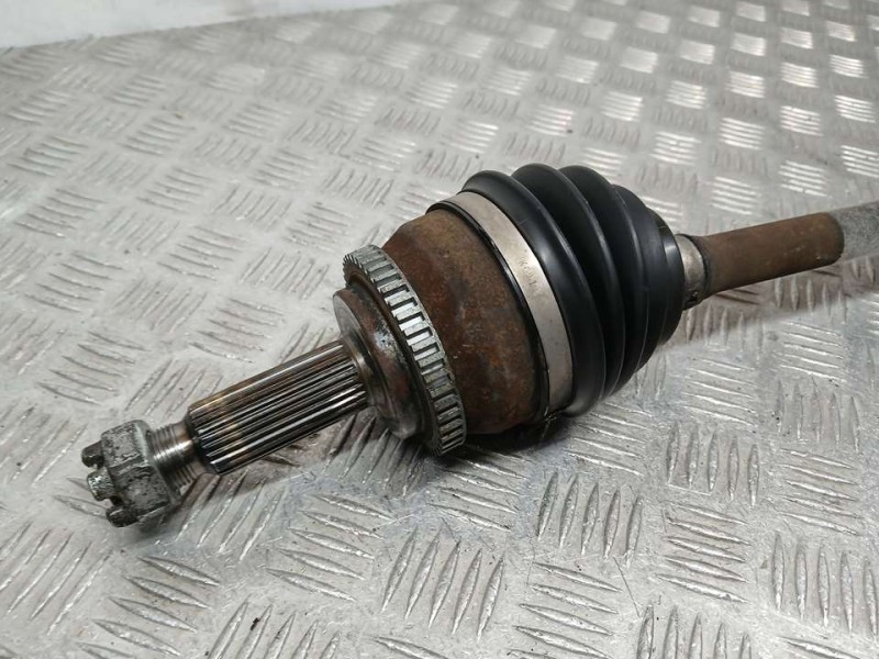 Recambio de transmision delantera izquierda para hyundai i30 comfort referencia OEM IAM 495012L210  