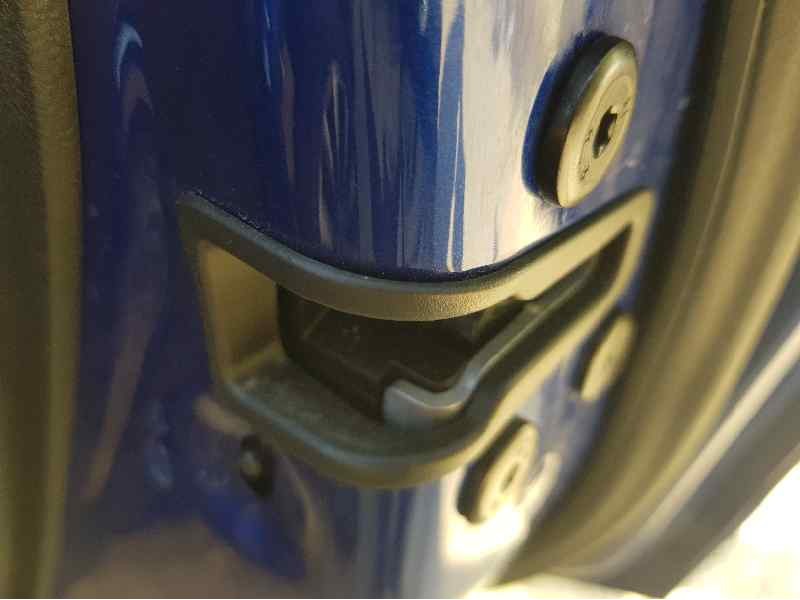 Recambio de cerradura puerta trasera derecha para renault austral techno referencia OEM IAM 825008232R  