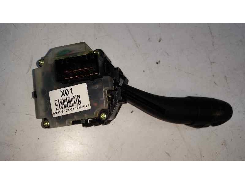Recambio de mando limpia para hyundai i30 classic referencia OEM IAM 934202L011  