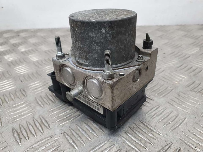 Recambio de abs para toyota aygo (kgb/wnb) blue referencia OEM IAM 445100H010 0265231579 BOSCH