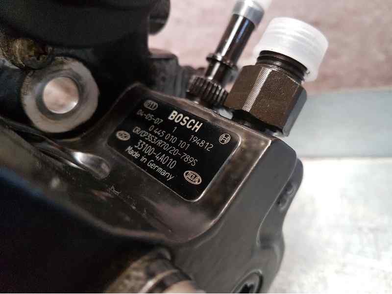 Recambio de bomba alta presion para kia sorento 2.5 crdi referencia OEM IAM 331004A010 0445010101 BOSCH