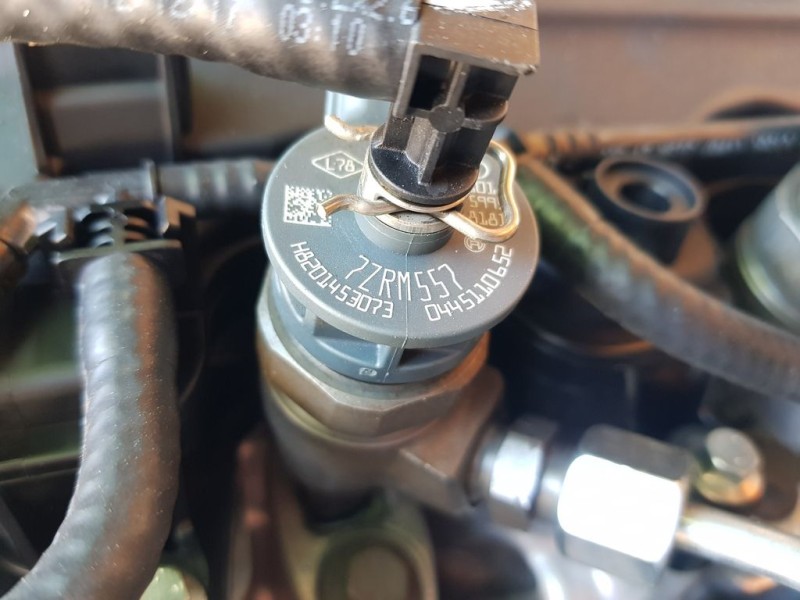 Recambio de motor completo para dacia sandero stepway referencia OEM IAM K9KE626 D253925 CONECTOR BOMBA ALTA ROTO