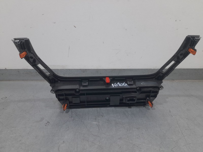 Recambio de mando climatizador para toyota corolla (e21) hybrid active referencia OEM IAM 5590002E10 7025C974 