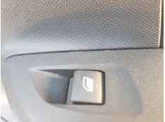 MANDO ELEVALUNAS TRASERO DERECHO 