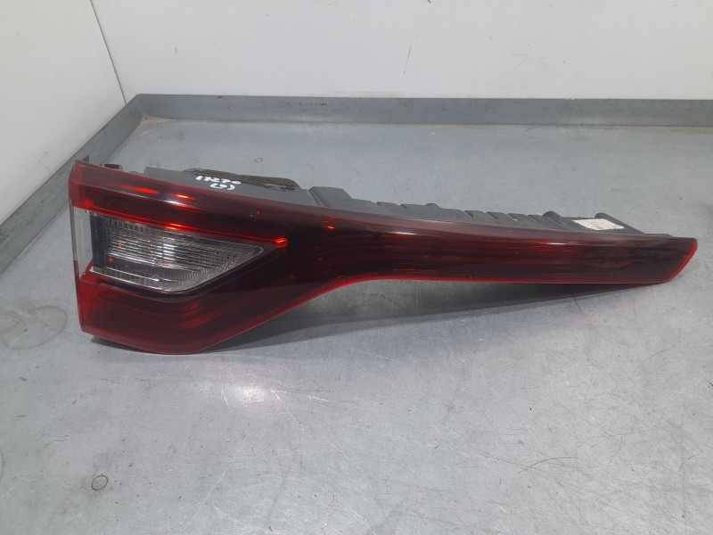 Recambio de piloto trasero izquierdo interior para renault megane iv sport tourer (k9a/m/n_) 1.5 blue dci 115 (k9a6) referencia 