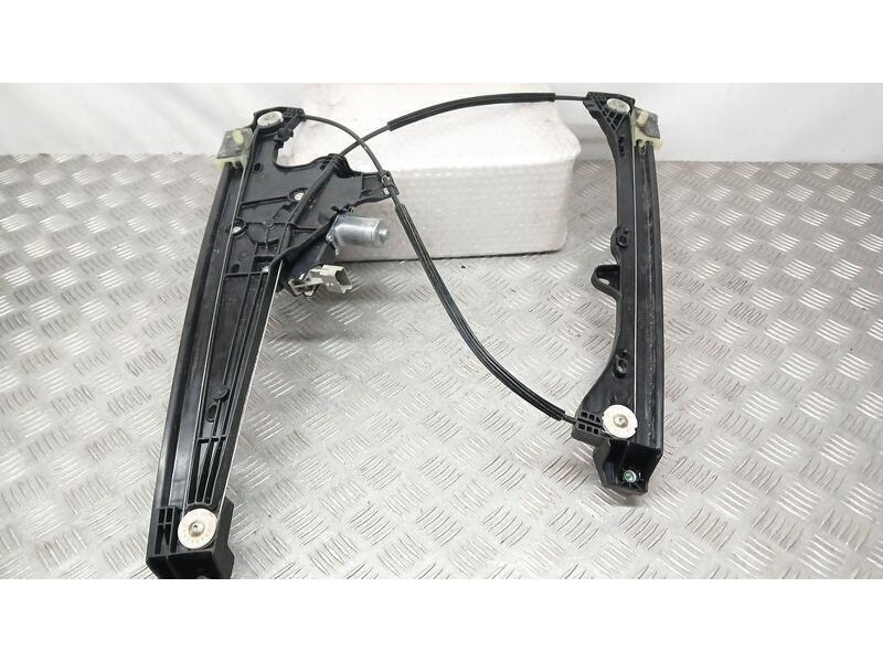 Recambio de elevalunas delantero izquierdo para renault austral techno referencia OEM IAM 807218016R ELECTRICO 6 PINS 