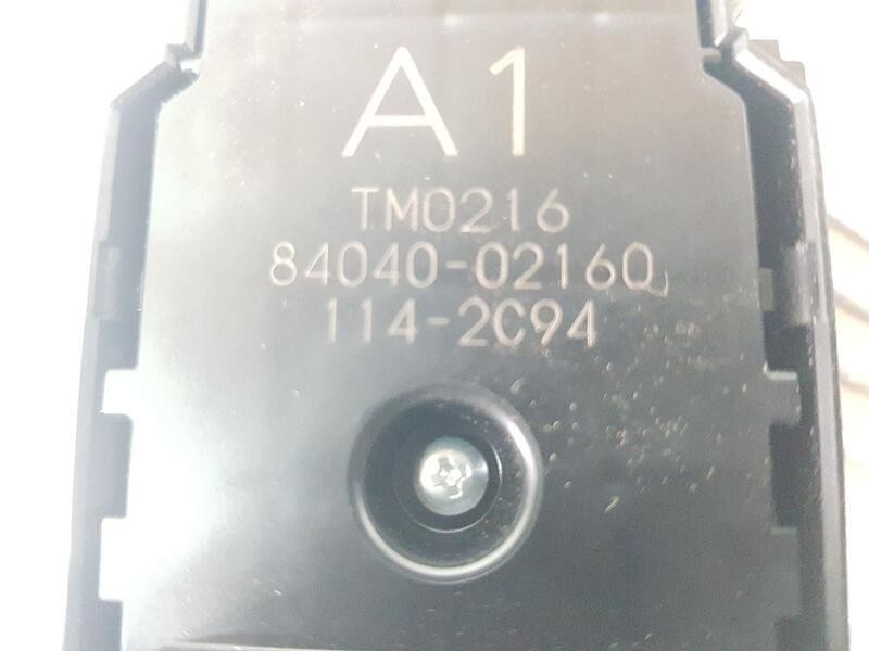 Recambio de mando elevalunas delantero izquierdo para toyota corolla (e21) hybrid active referencia OEM IAM 8404002160  