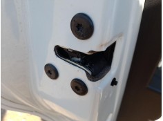 CERRADURA PUERTA TRASERA IZQUIERDA 825033052R 