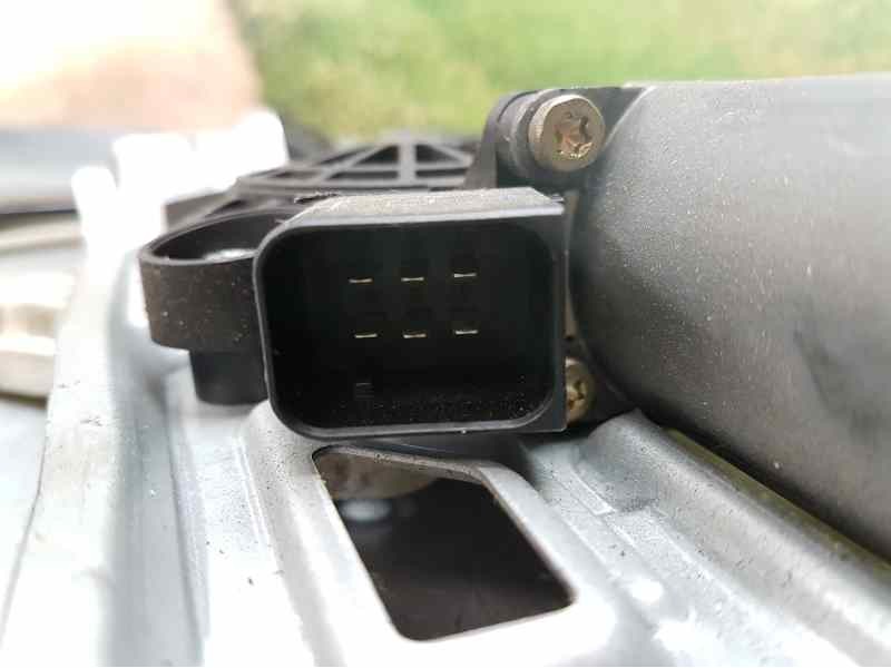 Recambio de elevalunas delantero derecho para mercedes-benz clase c (w203) berlina 200 compressor (203.045) referencia OEM IAM  