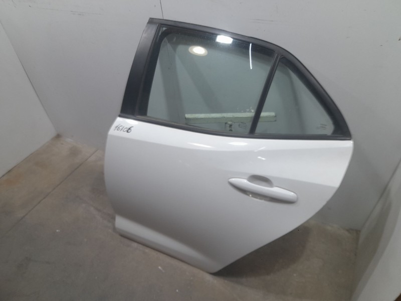 Recambio de puerta trasera izquierda para toyota corolla (e21) hybrid active referencia OEM IAM 6700402540  