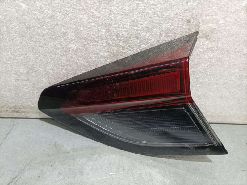 Recambio de piloto trasero derecho para opel corsa f edition referencia OEM IAM 9830096180 90194155 INTERIOR ROZADO VALEO