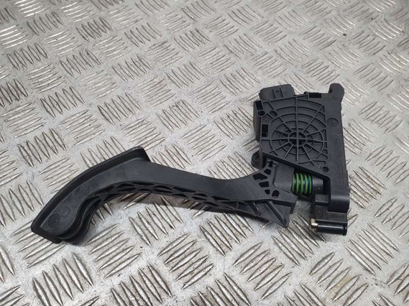 Recambio de potenciometro pedal para seat ibiza (kj1) style referencia OEM IAM 2Q1723503  