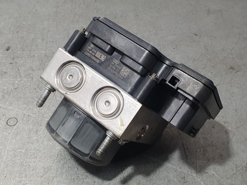 Recambio de abs para renault clio iv dynamique referencia OEM IAM 476608428R 269531 BOSCH