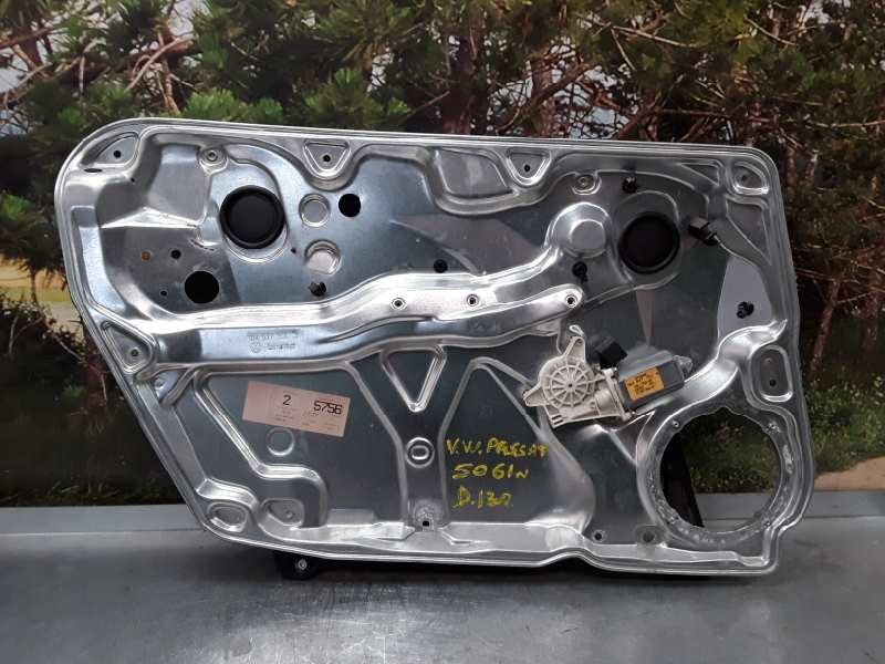 Recambio de elevalunas delantero izquierdo para volkswagen passat berlina (3b2) 1.9 tdi referencia OEM IAM 9690119028000 6 PINS 