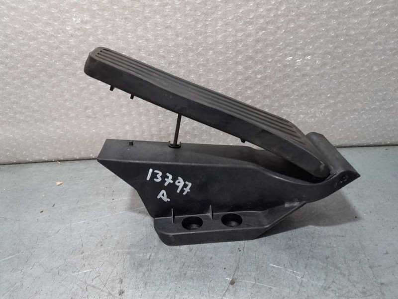 Recambio de potenciometro pedal para mercedes-benz clase e (w212) familiar 220 cdi blueefficiency (212.202) referencia OEM IAM A